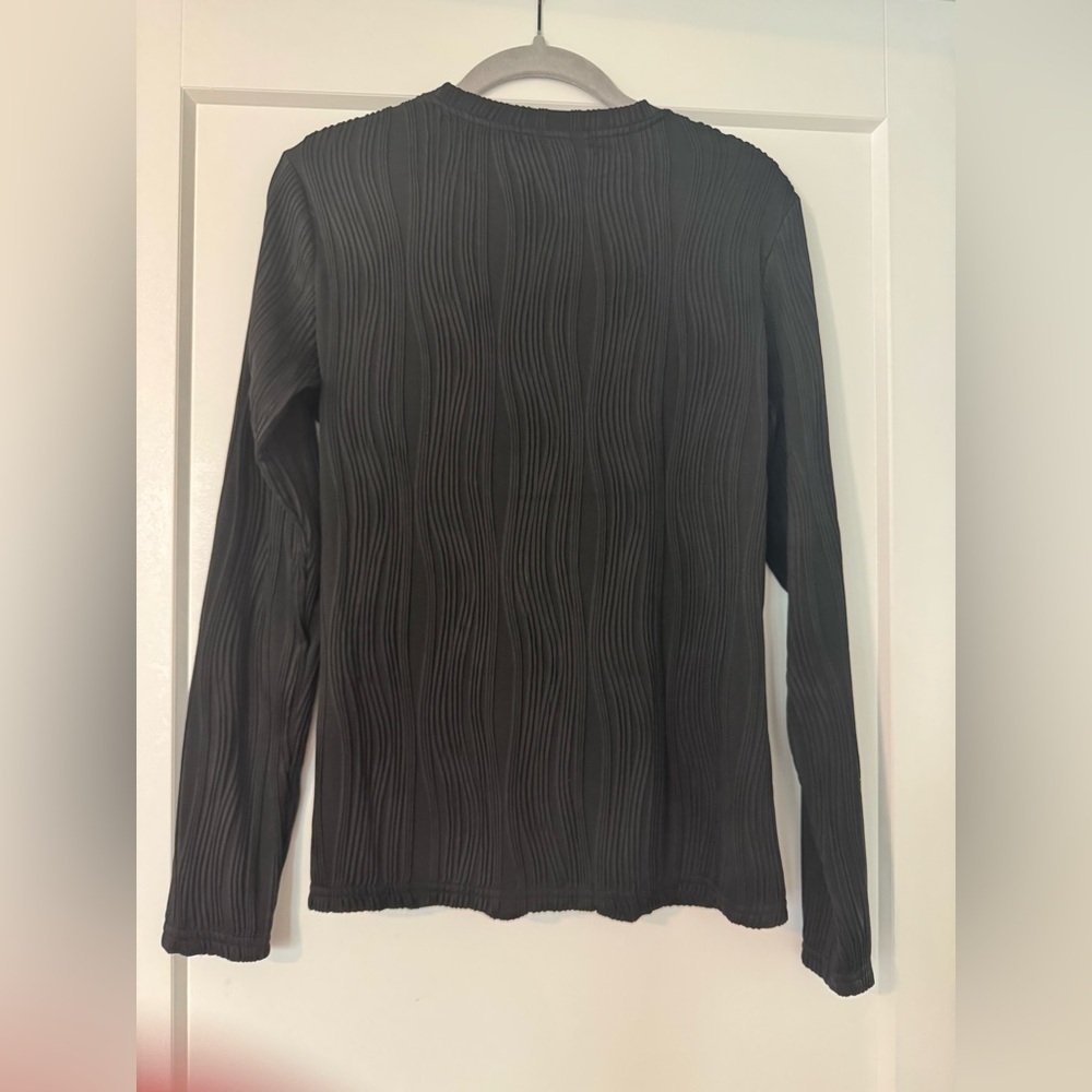 NWT Zesica Black Ribbed Long Sleeve Top Size M - Picture 3 of 4